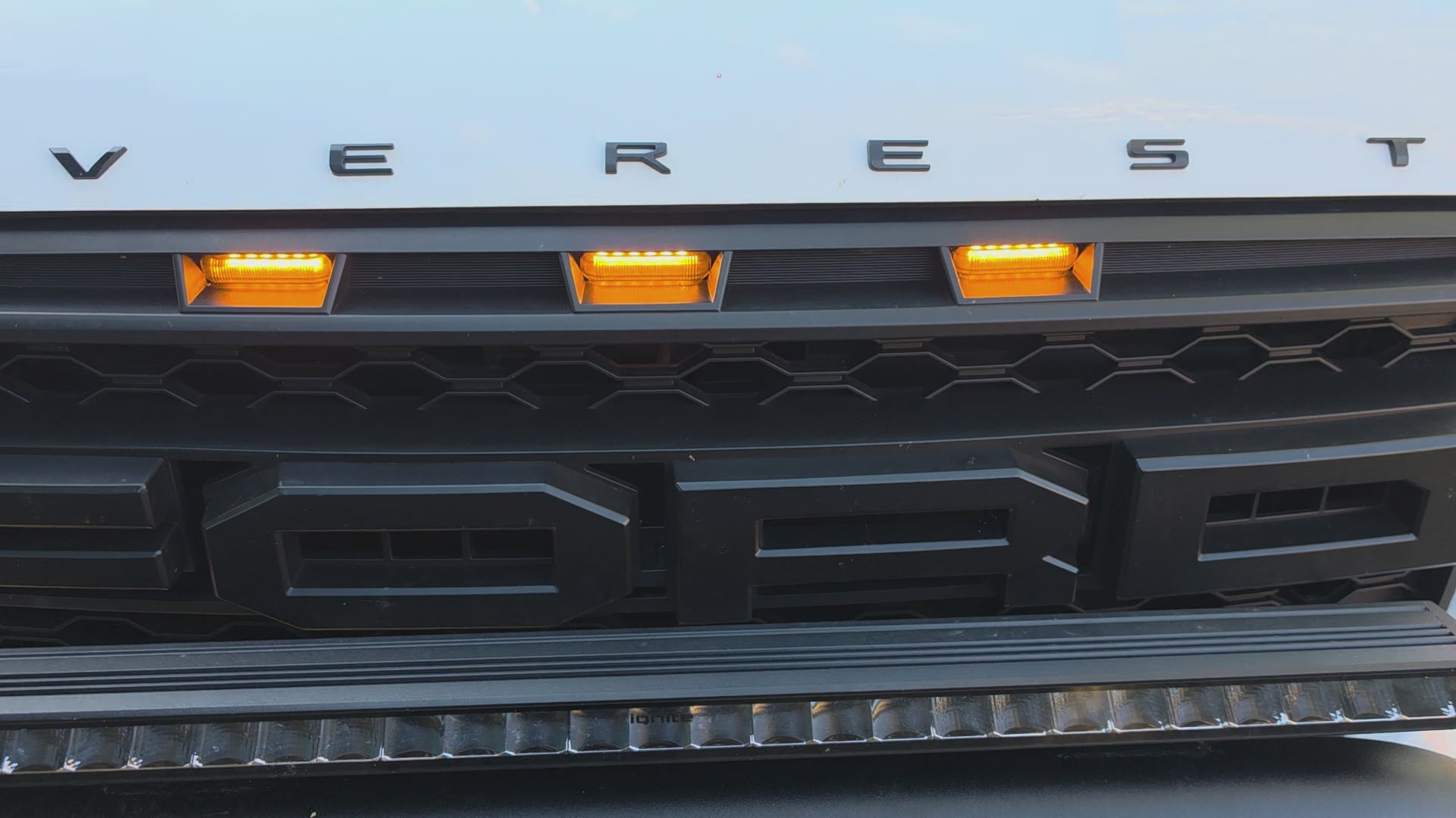 Matte Raptor Style Grille For Ford 2022+